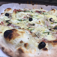 La Tour De Pizz Plan De Cuques food