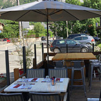 Le Café Presse Du Bourg food
