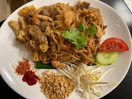 Pad Thai inside