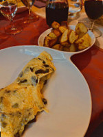 Brasserie Du Carrefour food
