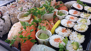 Vinh Sushi food