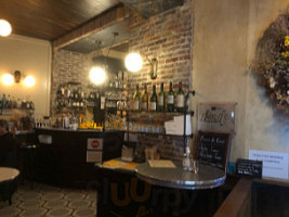 Café Le Buci inside