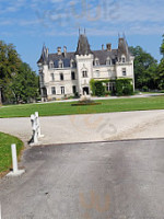 La Grange Aux Oies Du Château De Nieuil food