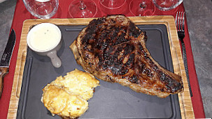 La Côte De Bœuf food