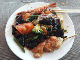 Au Wok Palace food
