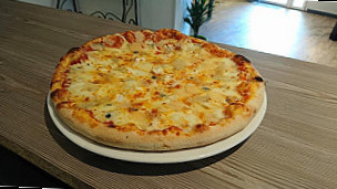 Pizzas Et Mozzarel food