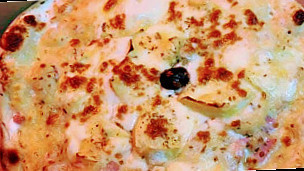 Cappé Pizza food