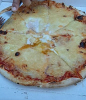 Pizzas Du Golfe food