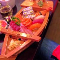 Kiwa Sushi food
