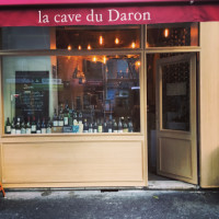 La Cave du Daron food