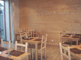 Le Petit Comtois inside