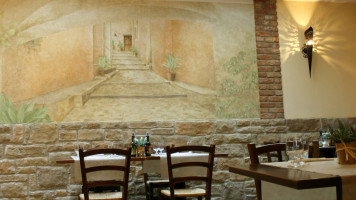 Zafferano Restaurant inside