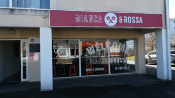Bianca Rossa inside