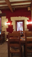 Restaurant Lou Baralet inside