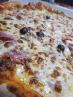 Anzio Pizza food