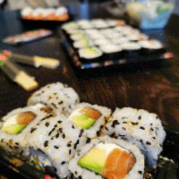 Icki Sushi food