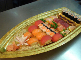 Sushi Dynastie inside