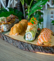 Sushi'kito food