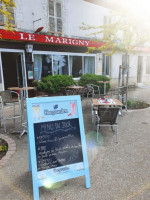Restaurant Bar Tabac Le Marigny food