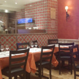 Pino Elysees Nourriture