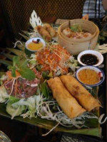 Wang Thai Delice food