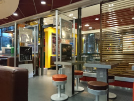 Mc Donald S inside