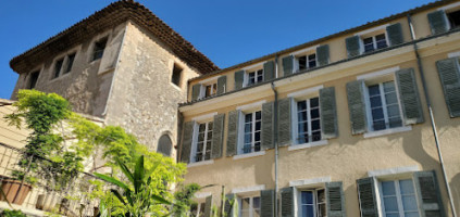 Auberge Des Seguins outside