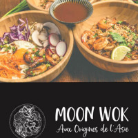 Moon Wok food
