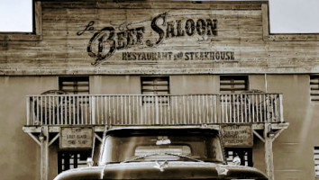Le Beef Saloon food