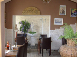 La Storia: Pizzeria Location Chambres (bretagne, Morbihan, Le Faouët Carhaix Gourin) inside