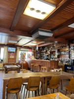 Cafe Tabac Constantin inside