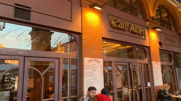 Cafe Albert food