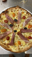 Pizza Ferralaise food