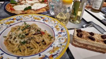 It Italian Trattoria Paddock food