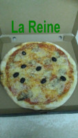 La Nostra Pizzeria food