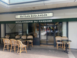 Boulangerie Ange Cormontreuil inside