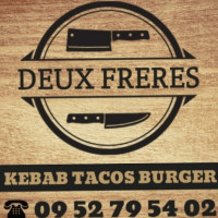 Deux Freres outside