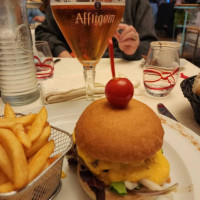Hôtel De Paris food