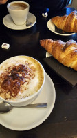 Le Cafe Parisien food