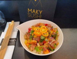 Maky Sushi Le Crès food