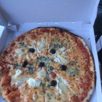 Pizza Soldati food