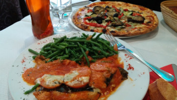 La Trattoria food