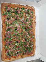 Pizz'a Mions food