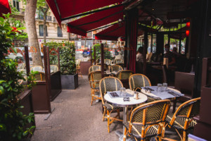 Le Triadou Haussmann Brasserie food