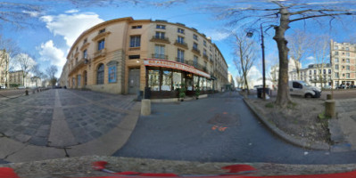 Brasserie Du Theatre outside