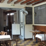 Au Charme D'antan Dentro