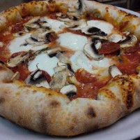 Pizzeria Basilico food
