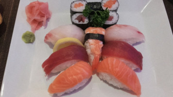 Sushi Val food