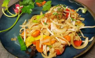 Viet Thai Resto food