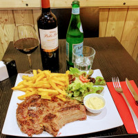 Le Bistrot De Paris food